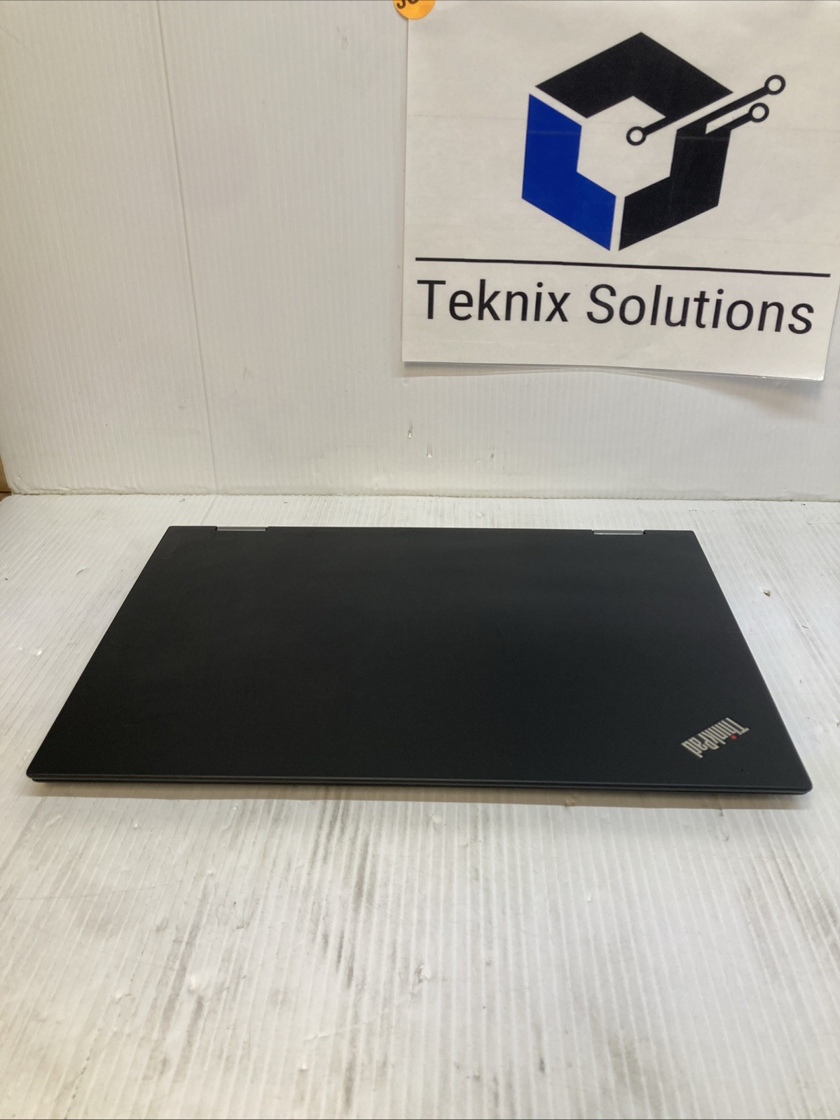 Lenovo ThinkPad X1 Yoga i7-7600U 2.80GHz 16GB 256 GB Win 11 pro no pen