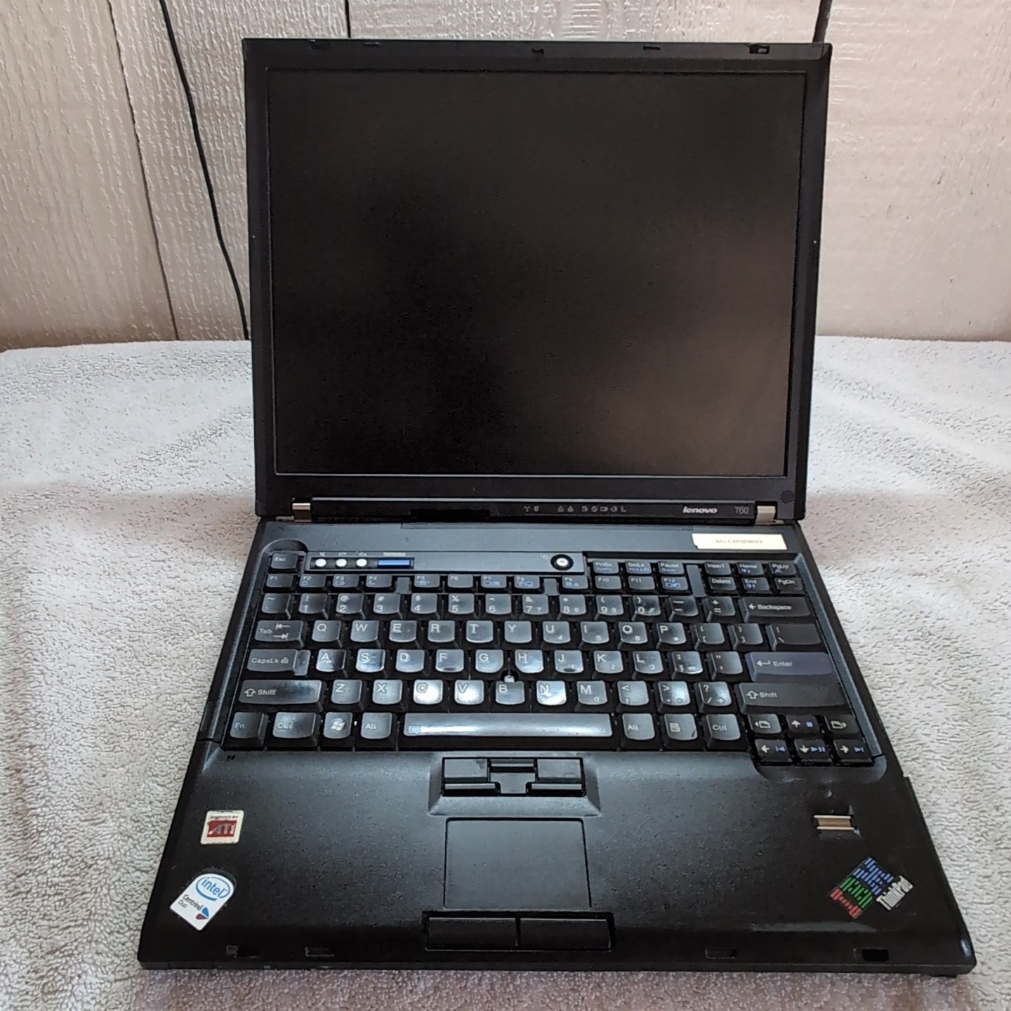 TESTED IBM Thinkpad T60 Laptop Intel 2 Ghz Centrino Duo 2GB RAM Windows XP