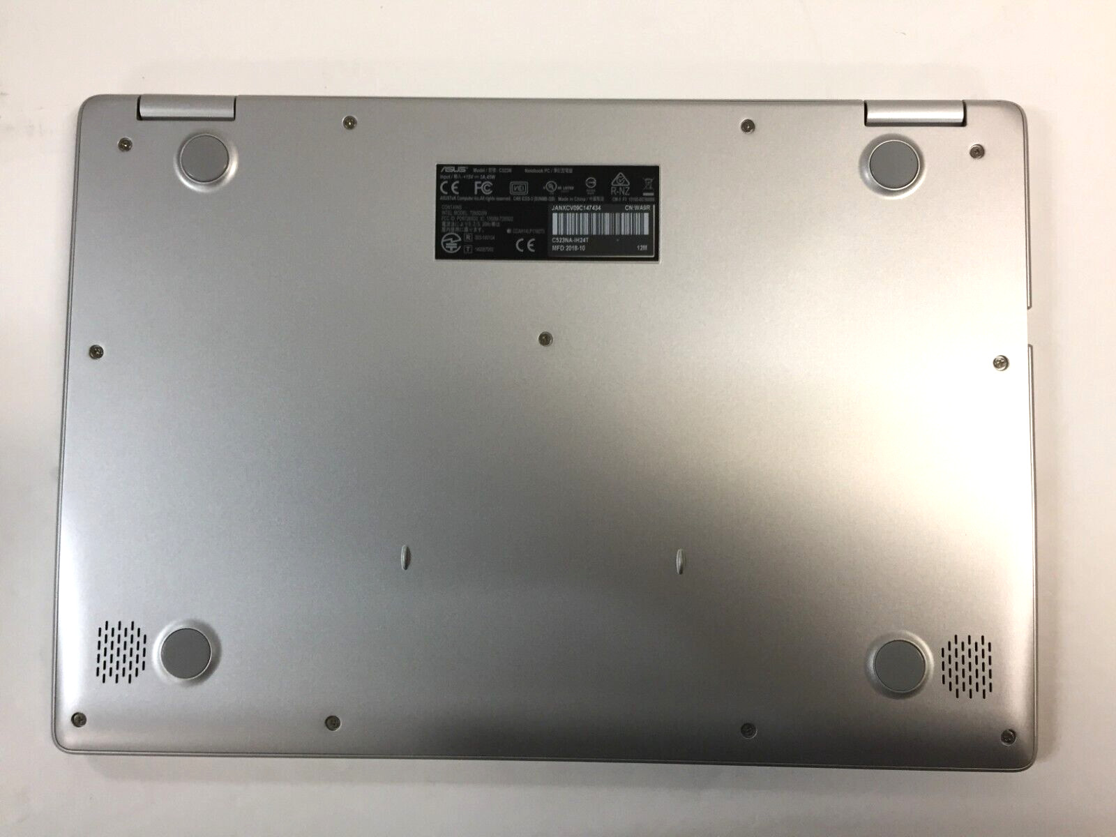 *Bad Battery* Asus C523NA-IH24T 15.6” Touch Chromebook/N4200/4GB RAM/64GB eMMC