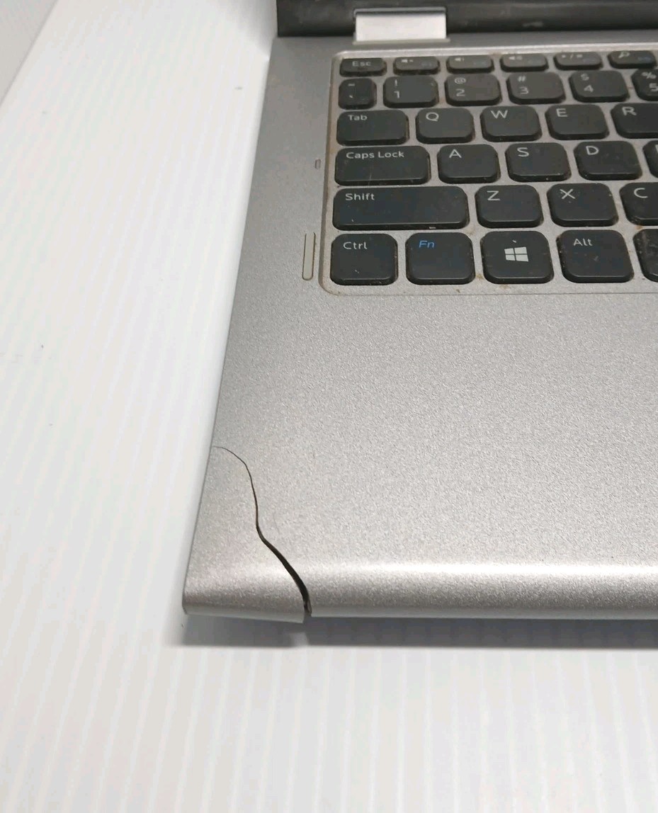 Dell Inspiron 11 3147 Intel Pentium 2.16GHz 4GB RAM No Hard Drive Or Battery
