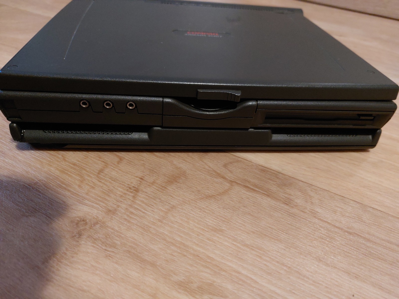 Compaq Armada 4130T (old notebook + docking station)