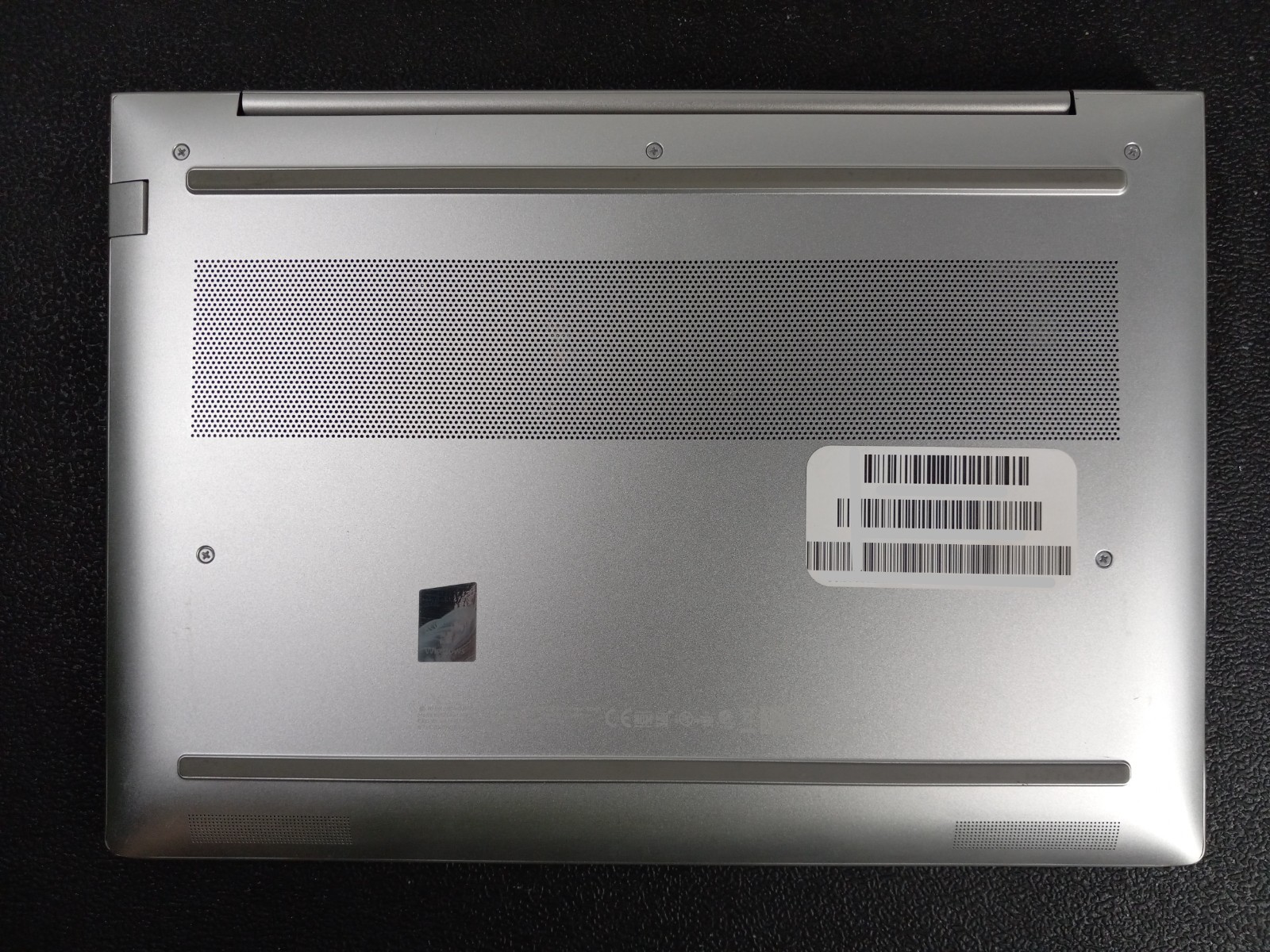 HP EliteBook 640 G11 14″ Intel Core Ultra 5 135U 32GB RAM 512GB SSD Laptop Win11