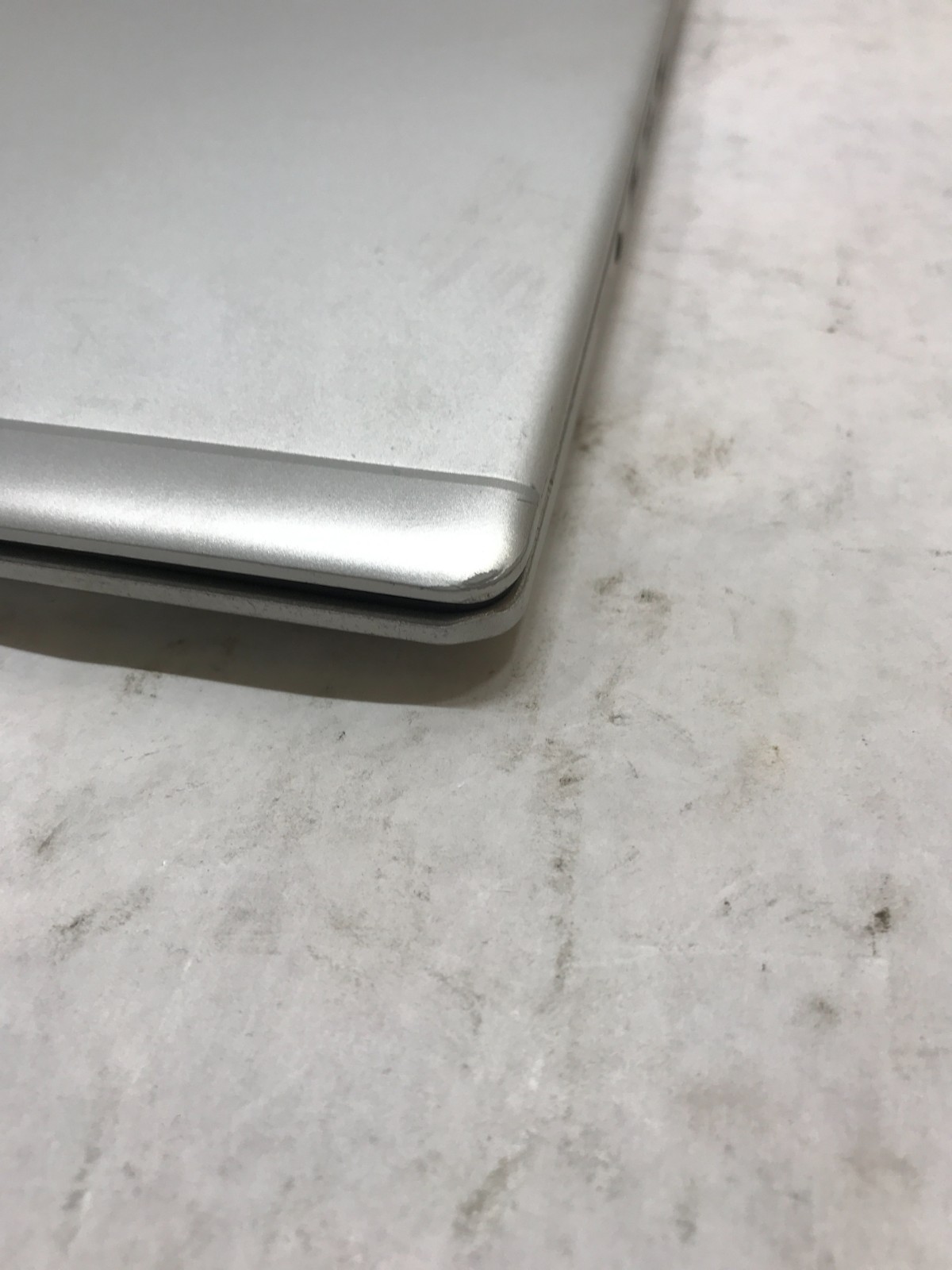 HP EliteBook 745 G6 14″ Ryzen 5 PRO 3500U 4GB RAM 250GB SSD WIN 11 C-Grade – DW