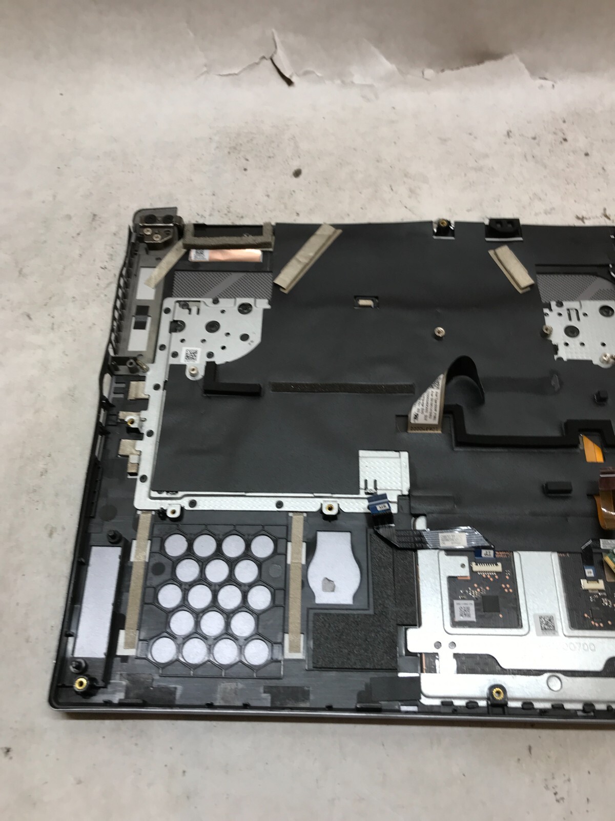 Acer Predator Triton 500 SE 15″ Chassis+Screen NO MOTHERBOARD For Parts AS IS DW