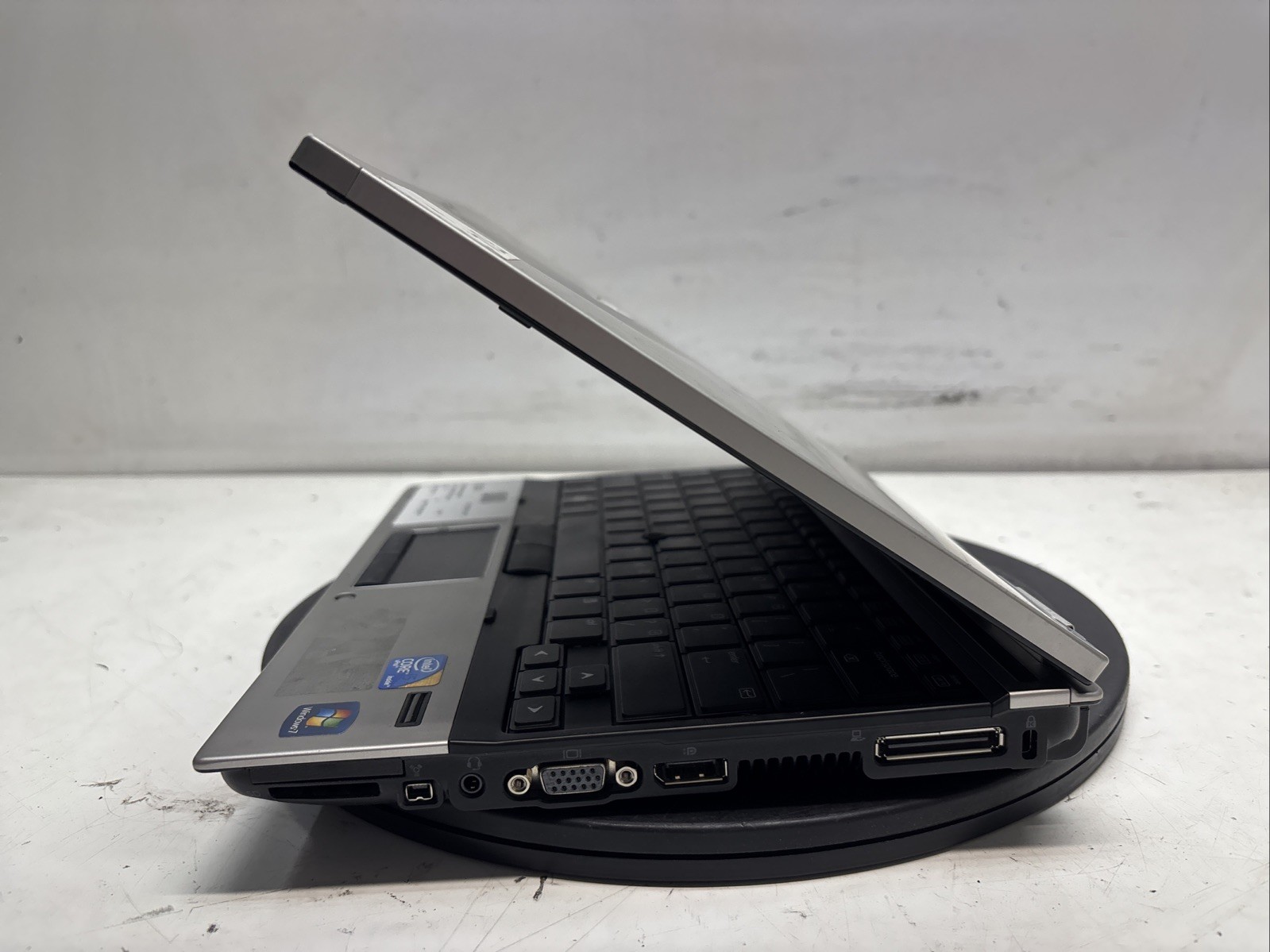 HP EliteBook 2540P Intel i5-M560 2.67GHz 2 GB NO HDD