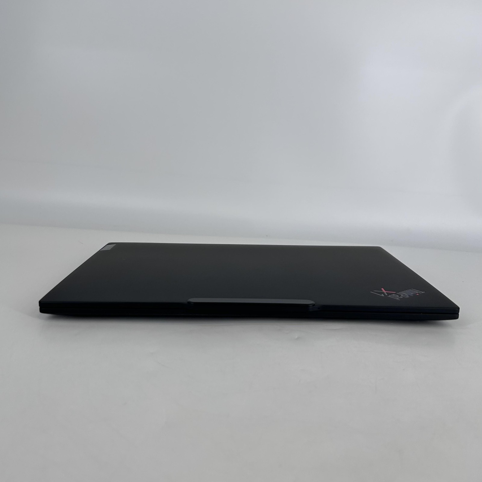 Lenovo ThinkPad X1 Carbon Gen 12 14 FHD+ 1.3 GHz Ultra 5 125U 32GB 1TB SSD