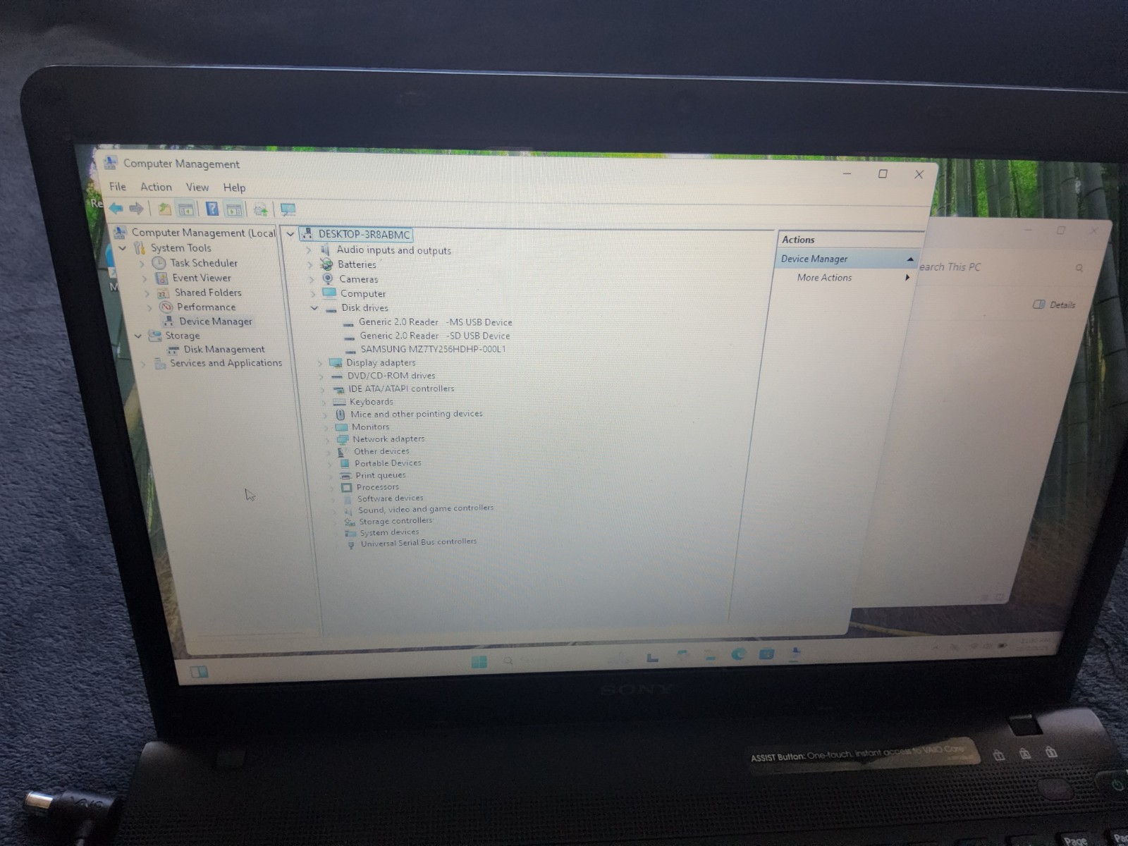 Laptop Sony Vaio PCG-61611L 15.6″ Wind 11 AMD Phenom II 2.8GHz 256GB SSD 8GB RAM