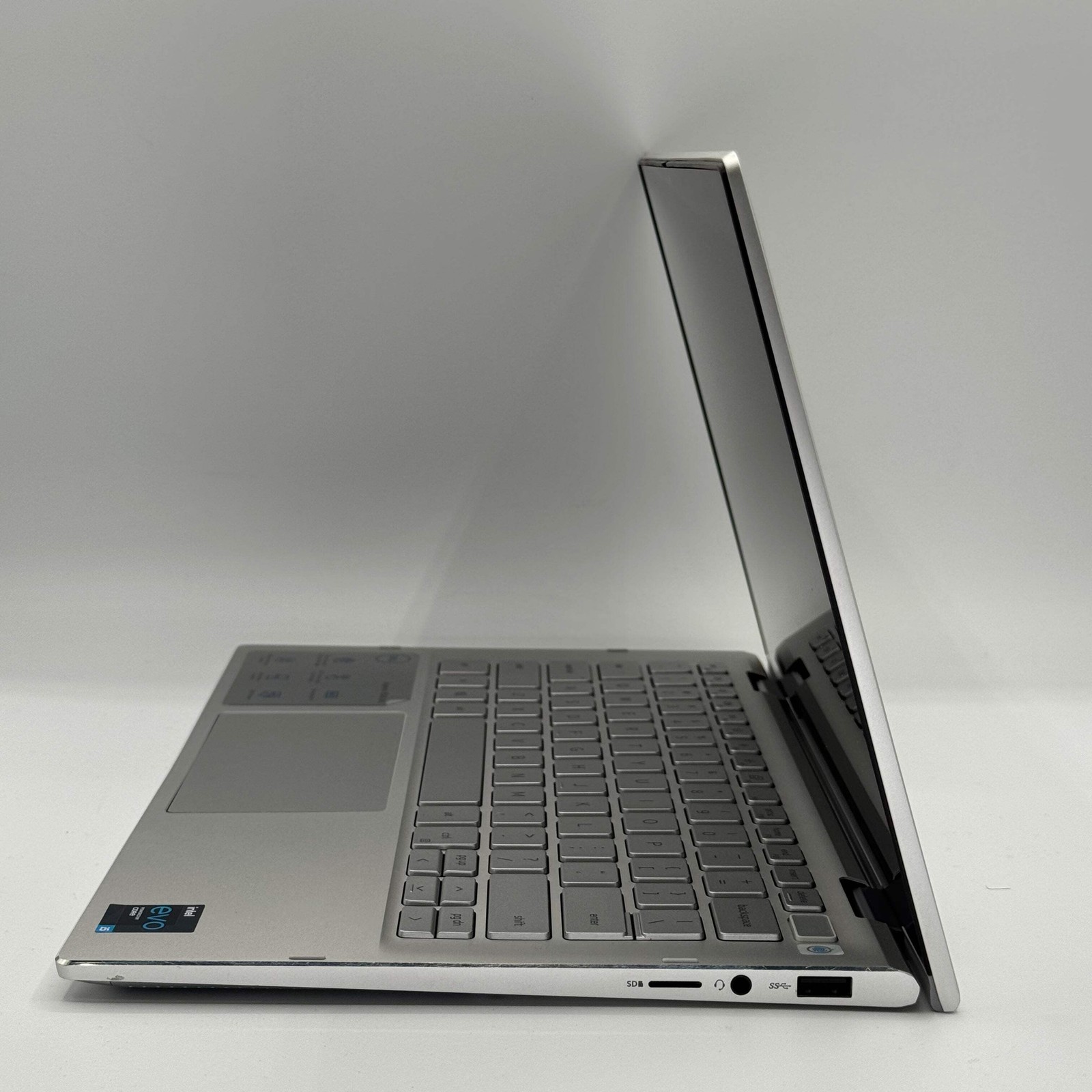 Dell Inspiron 7306 2n1 13″ i5 8GB 512GB Silver