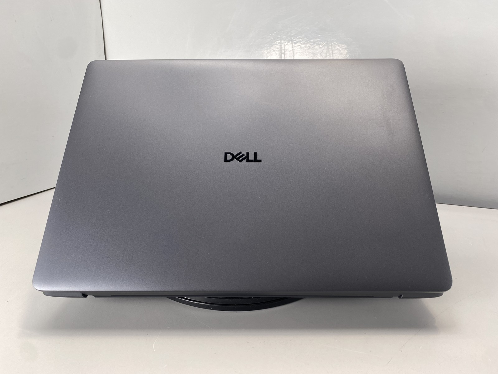 Dell Laptop Pro Max 14 MC14250 14″ Intel Core 7 265H 512GB- Gray