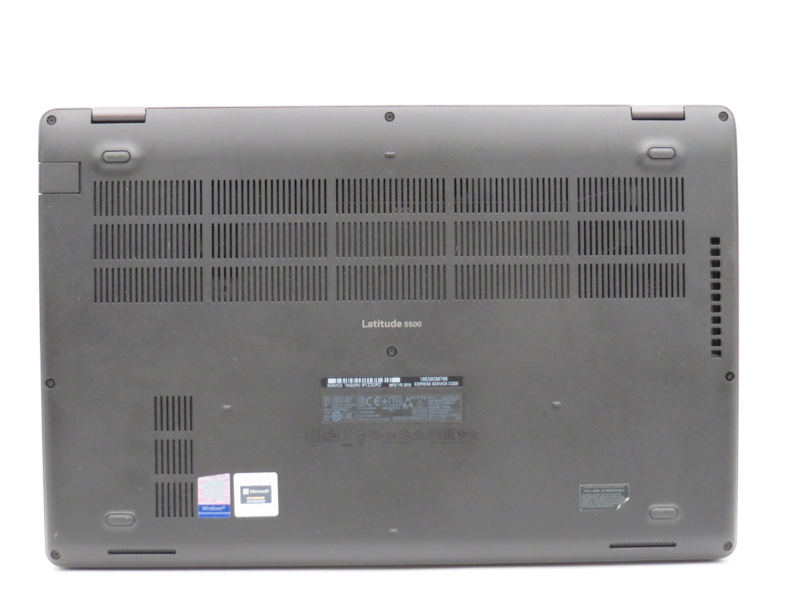 Dell Latitude 5500 i5-8265U @ 1.6GHz 8GB DDR4 512GB m2 15.6″ Win 11
