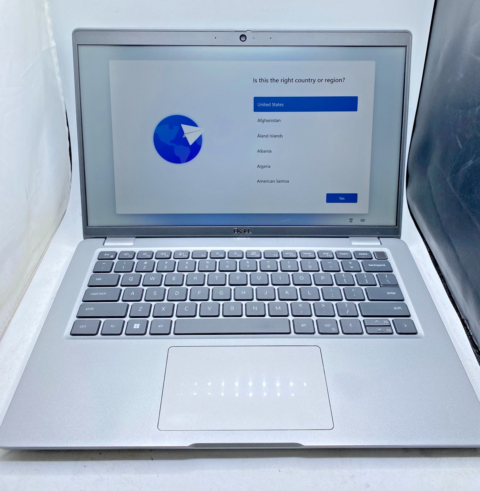 Dell Latitude 5440 14″ Laptop Intel Core i5-1350P vPro 16GB RAM 256GB SSD