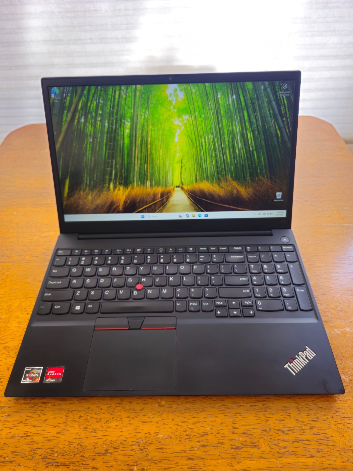 Lenovo ThinkPad E15 Gen 2, AMD Ryzen 7 4700U, 256GB NVME, 16GB RAM, Win 11 Pro