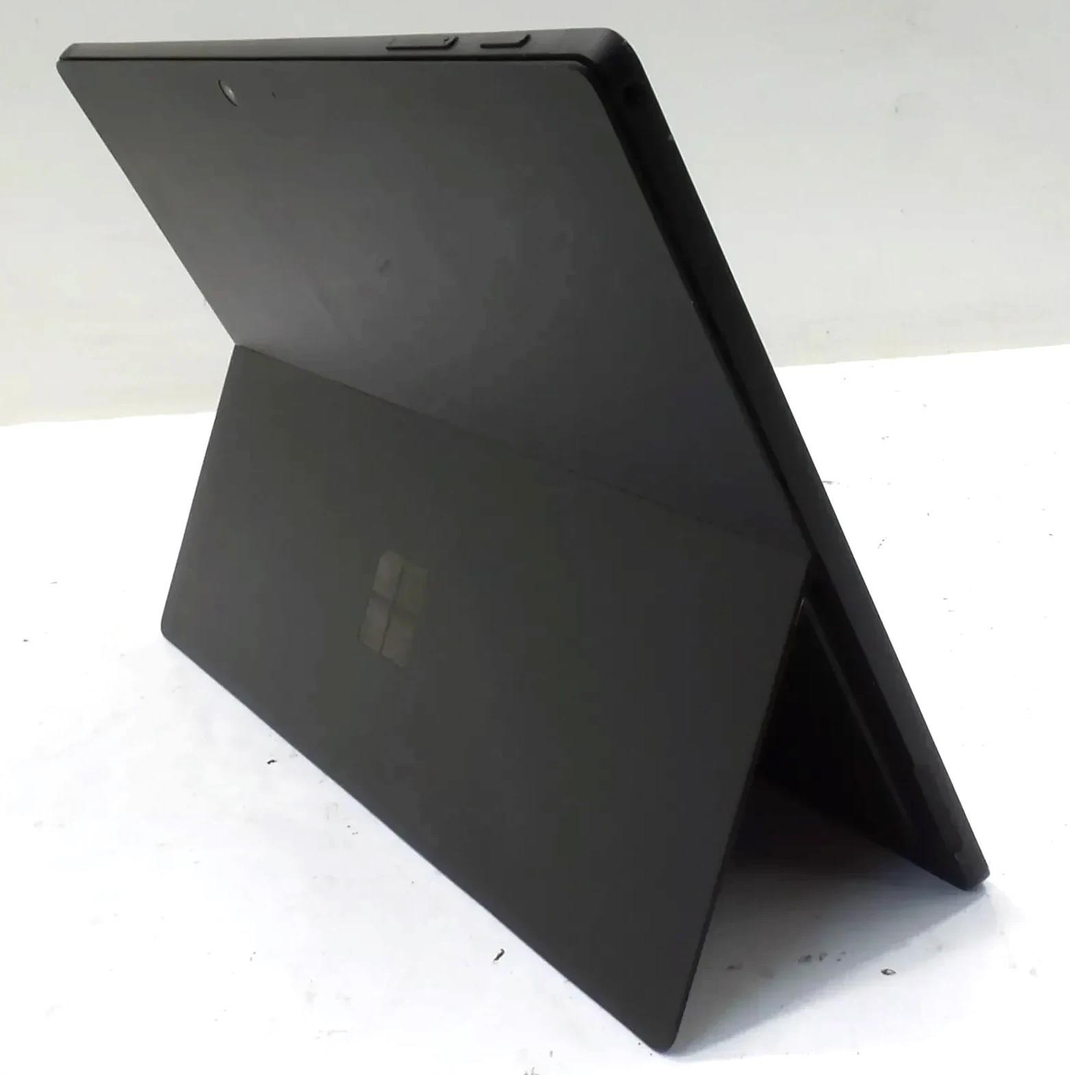 Microsoft Surface Pro 7 1866 Core i5-1035G4 1.1GHz 8GB 256GB – cracked digitizer