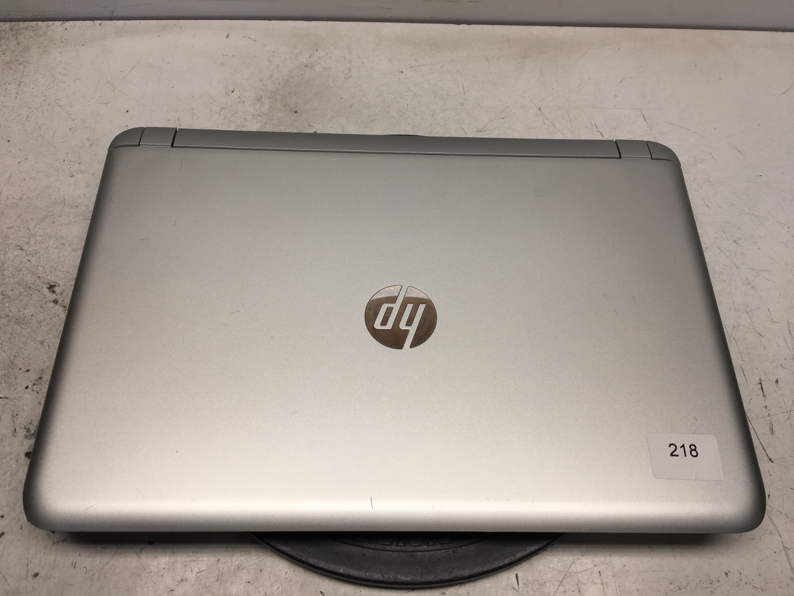 HP Pavilion 15-AB121DX AMD A10-8700P 1800MHz 4 GB NO HDD No Batt