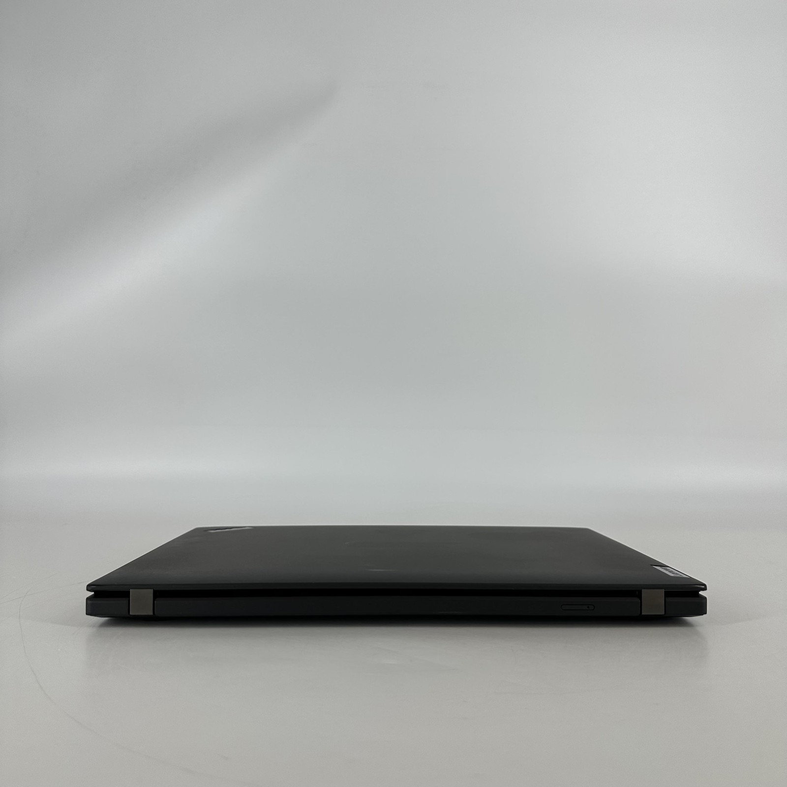 Lenovo ThinkPad P14s Gen 3 Black FHD+ 2.7 GHz Ryzen 7 PRO 6850U 16GB 512GB SSD