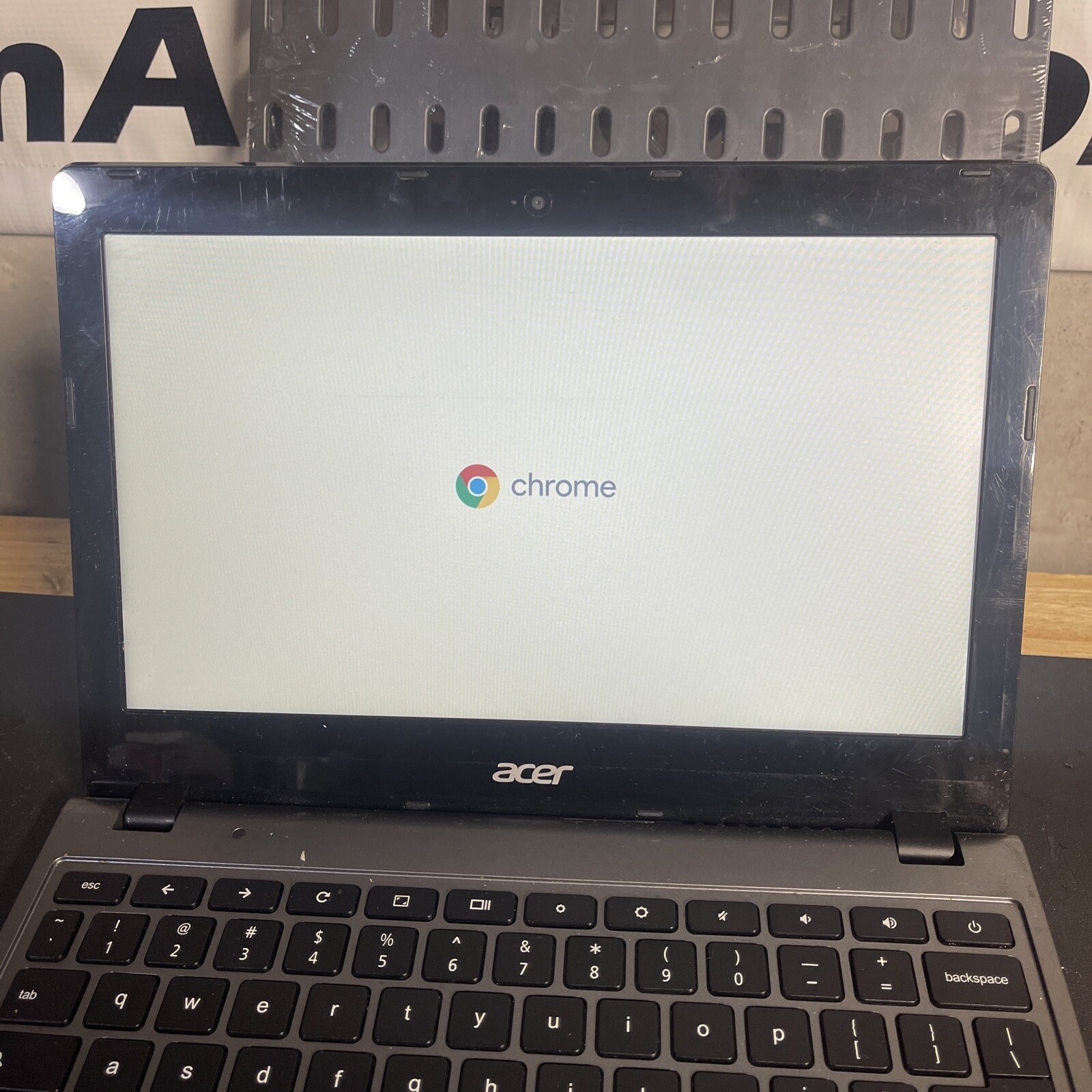 Acer Chromebook C720 Series ZHN Black Gray 11.6″ Intel Celeron Processor WORKS!