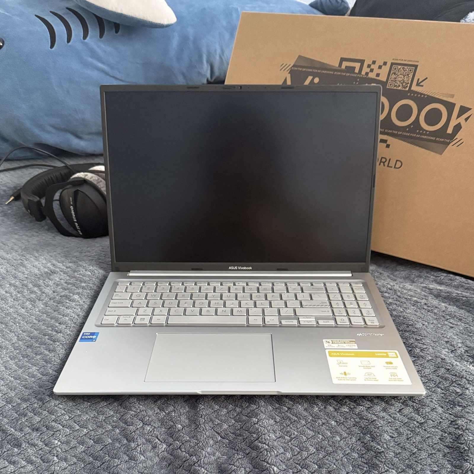 ASUS VivoBook 16 16″ Intel Core i7 – 13620H – 16GB, 512GB SSD Cool Silver