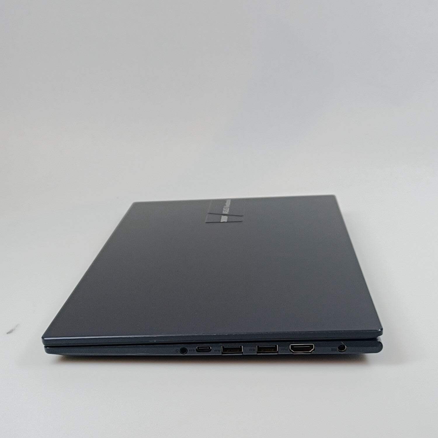 Asus Vivobook 14 X1404ZA 14″ i3-1215U 1.2GHz 8GB RAM 128GB SSD
