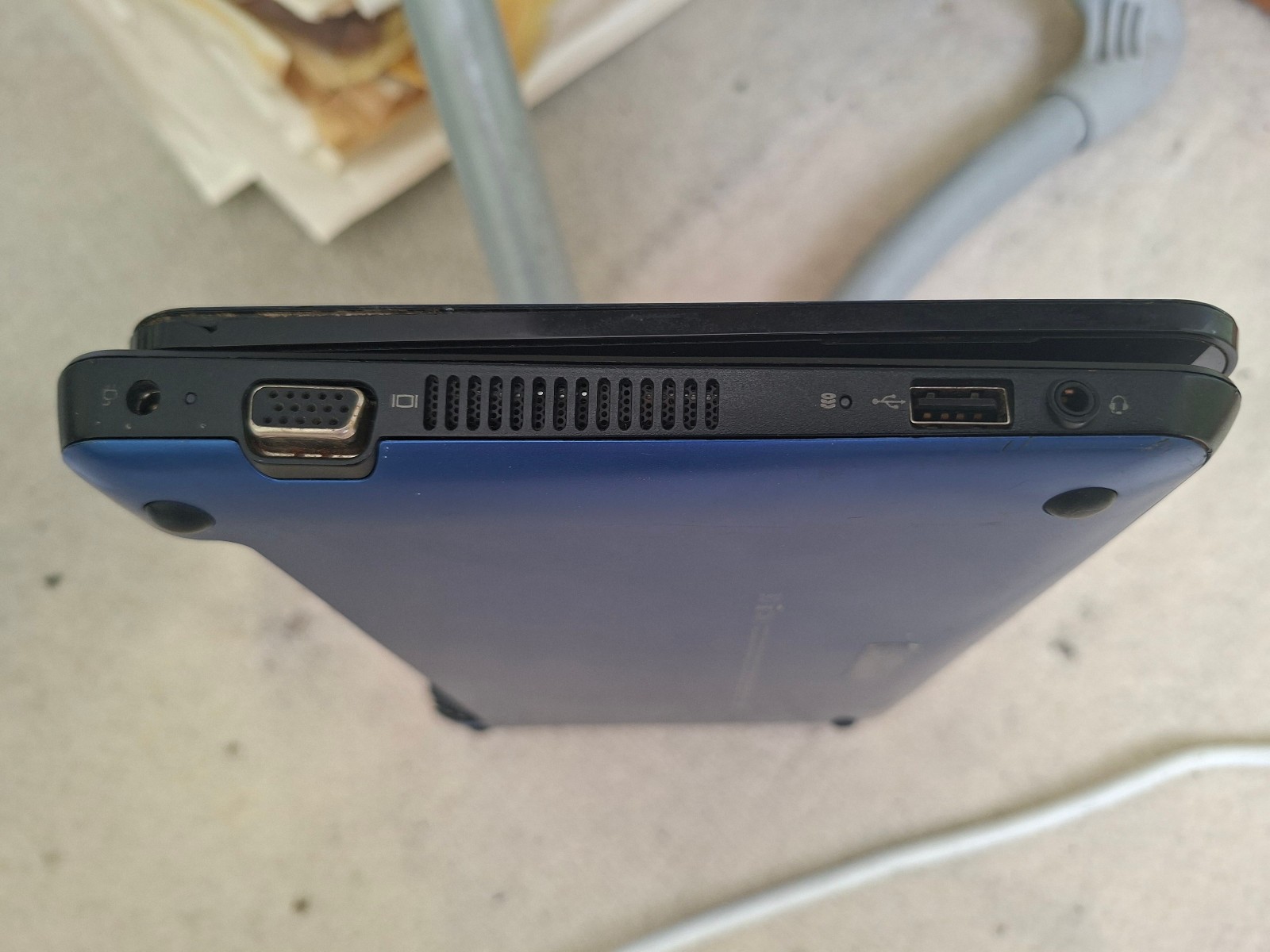 HP Mini 210-1000 Blue Netbook 10.1″ 1GB 120GB SSD Windows 7 Wi-Fi Bluetooth