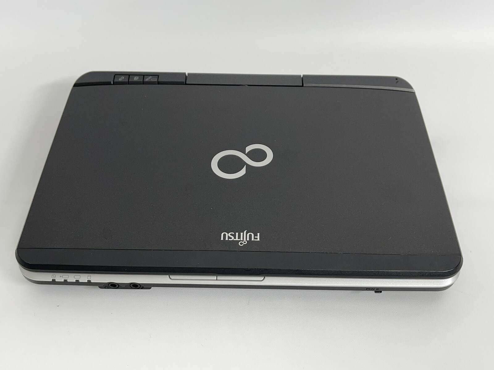 Fujitsu Laptop T Series Intel i5 – 1.33 GHz Windows 10 – 320 HDD