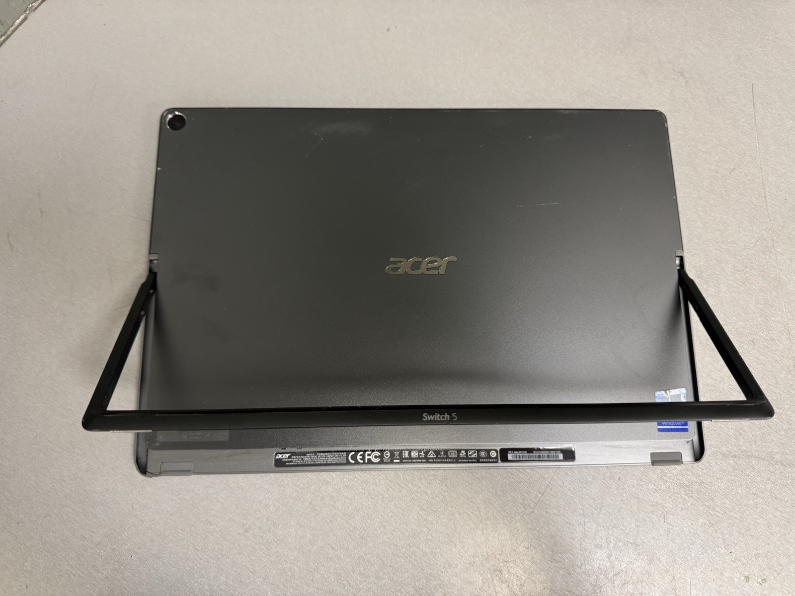 Acer Switch 5 2-in-1 N17P5 Core i3-7130U 2.70GHz 128GB 4GB Ram #3