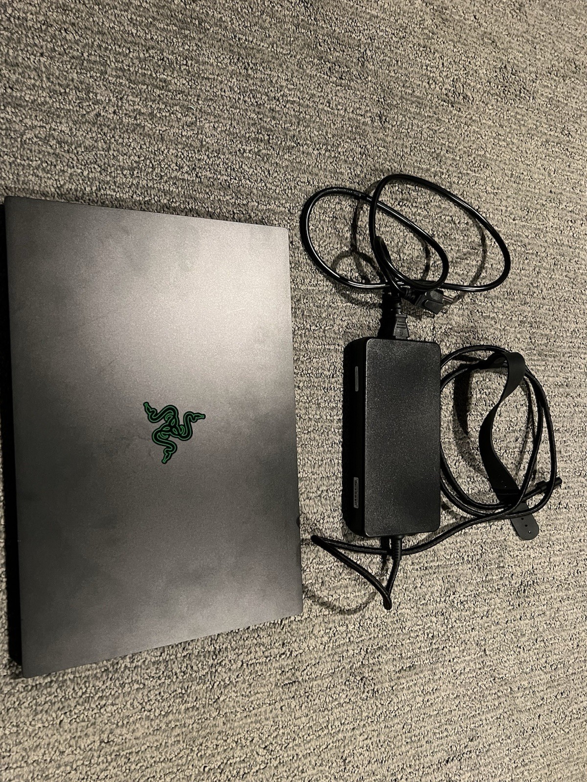 Razer Blade 15 2022 QHD 240Hz RTX 3070 Ti Laptop I7 12800H, 16GB RAM, 1TB SSD
