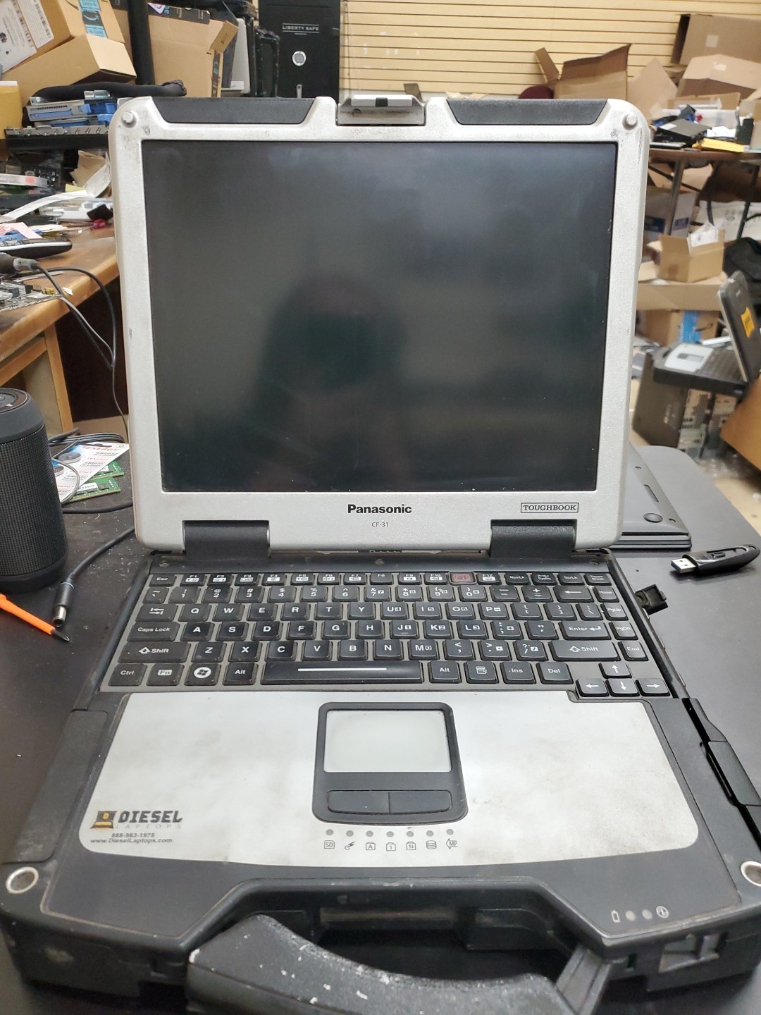 Panasonic Toughbook CF-31 MK-1 i5 520M @ 2.40GHz 8GB 13910HRS Diesel