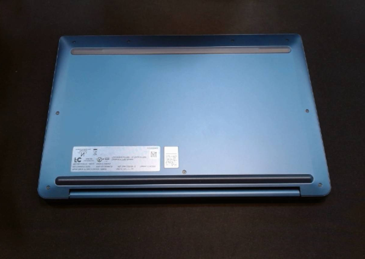 Lenovo IdeaPad Slim 3 Chromebook 14” Laptop MediaTek Kompanio 520 4GB 64GB eMMC