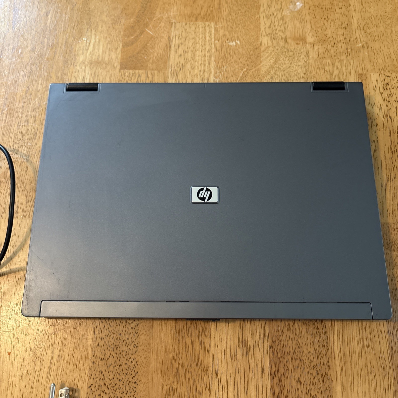 Vintage HP Compaq 8510p Intel Core 2 Duo 2 GHz 2Gb RAM 150 GB HDD Windows 7 Pro