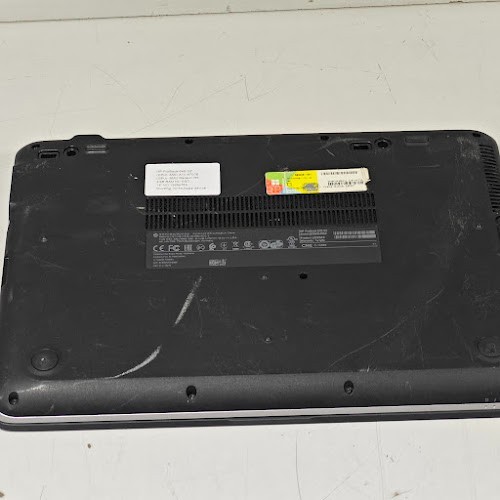 HP ProBook 645 G2 Laptop – AMD A10-8700B, Radeon R6, 4GB RAM, No SSD, 14″ HD