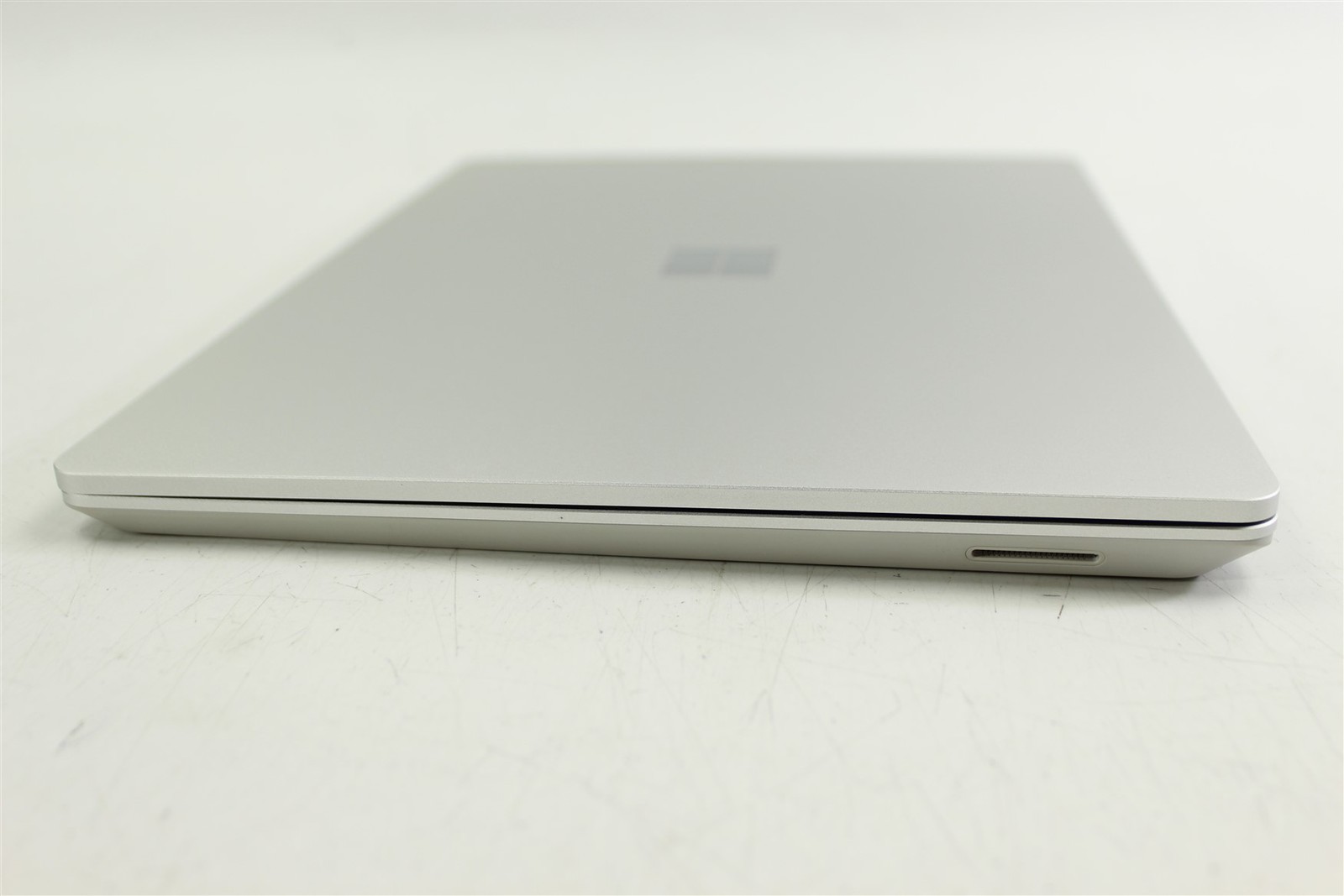 Microsoft Surface Laptop Go 2 2013 12.4″ i5-1135G7 256GB SSD 16GB RAM W11H