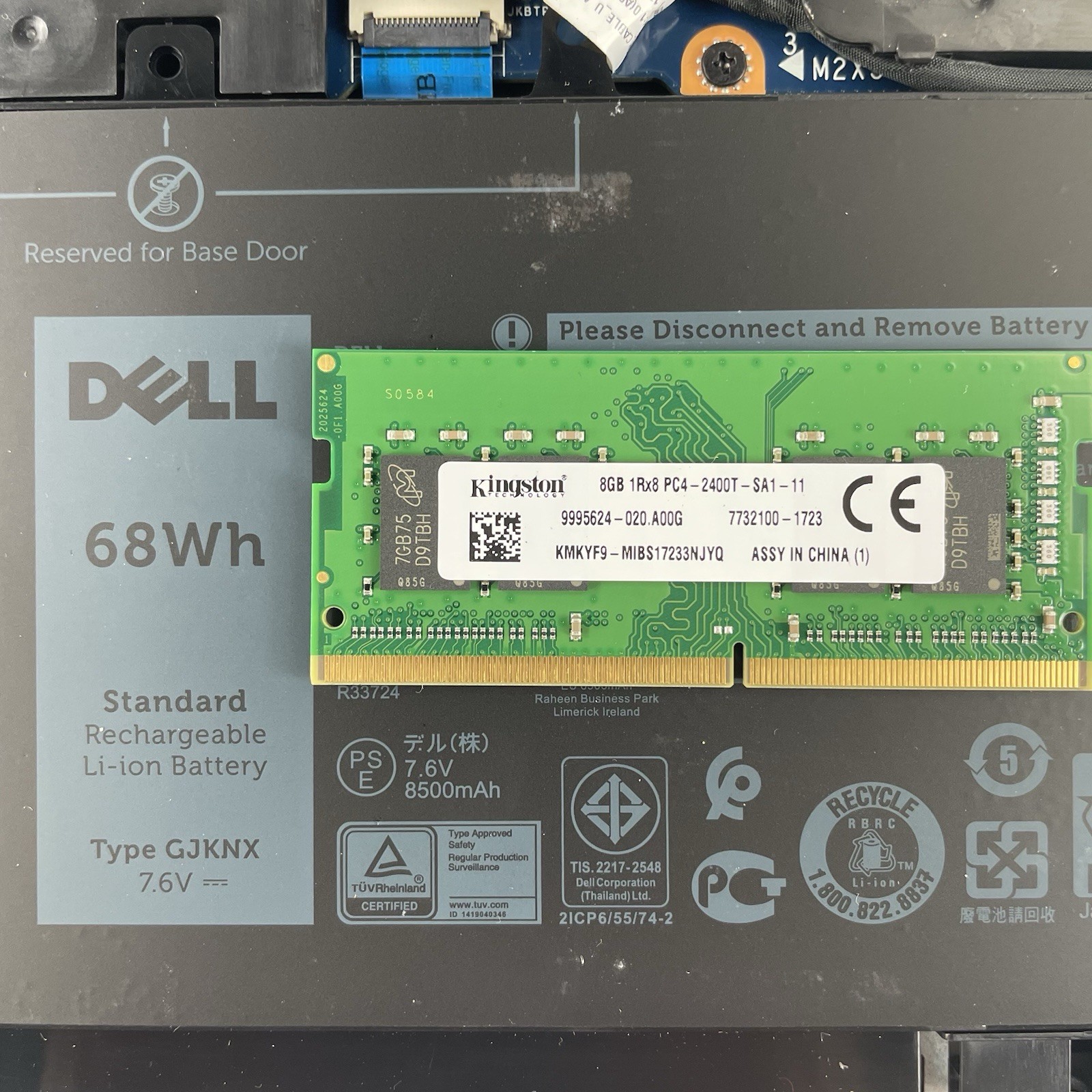 Dell Latitude 5580 15.6″ i5-7300U 2.60 GHz 8 GB RAM No SSD No OS