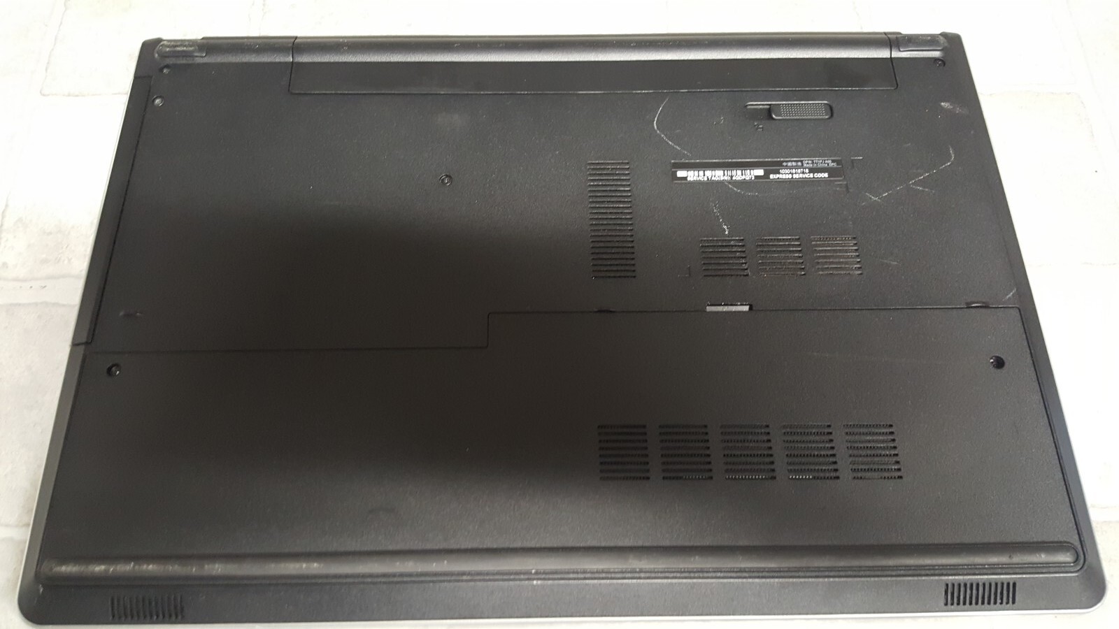 Dell Inspiron 5555 Windows 10 Home 15.6″ Laptop