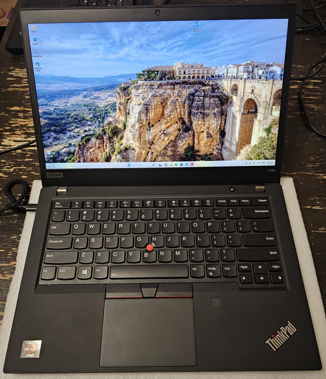 ThinkPad T495 Ryzen 7 Pro/ Radeon Vega Graphics 24GB RAM 512GB SSD WIN 11/Webcam