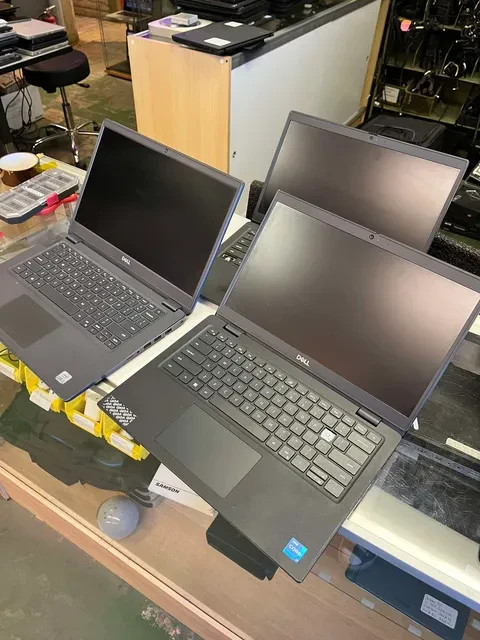 Lot of 3 Dell Latitude Laptops FOR PARTS OR REPAIR ONLY – READ FULL DESCRIPTION
