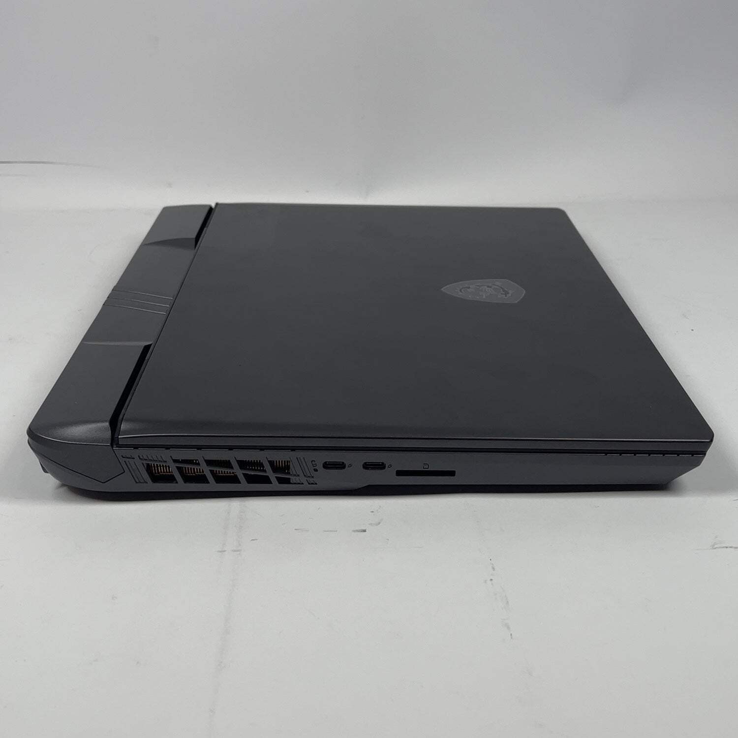 MSI Vector 16 HX AI A2XWGG 16″ Core Ultra 9 275HX 32GB RAM 1TB GeForce RTX 5070