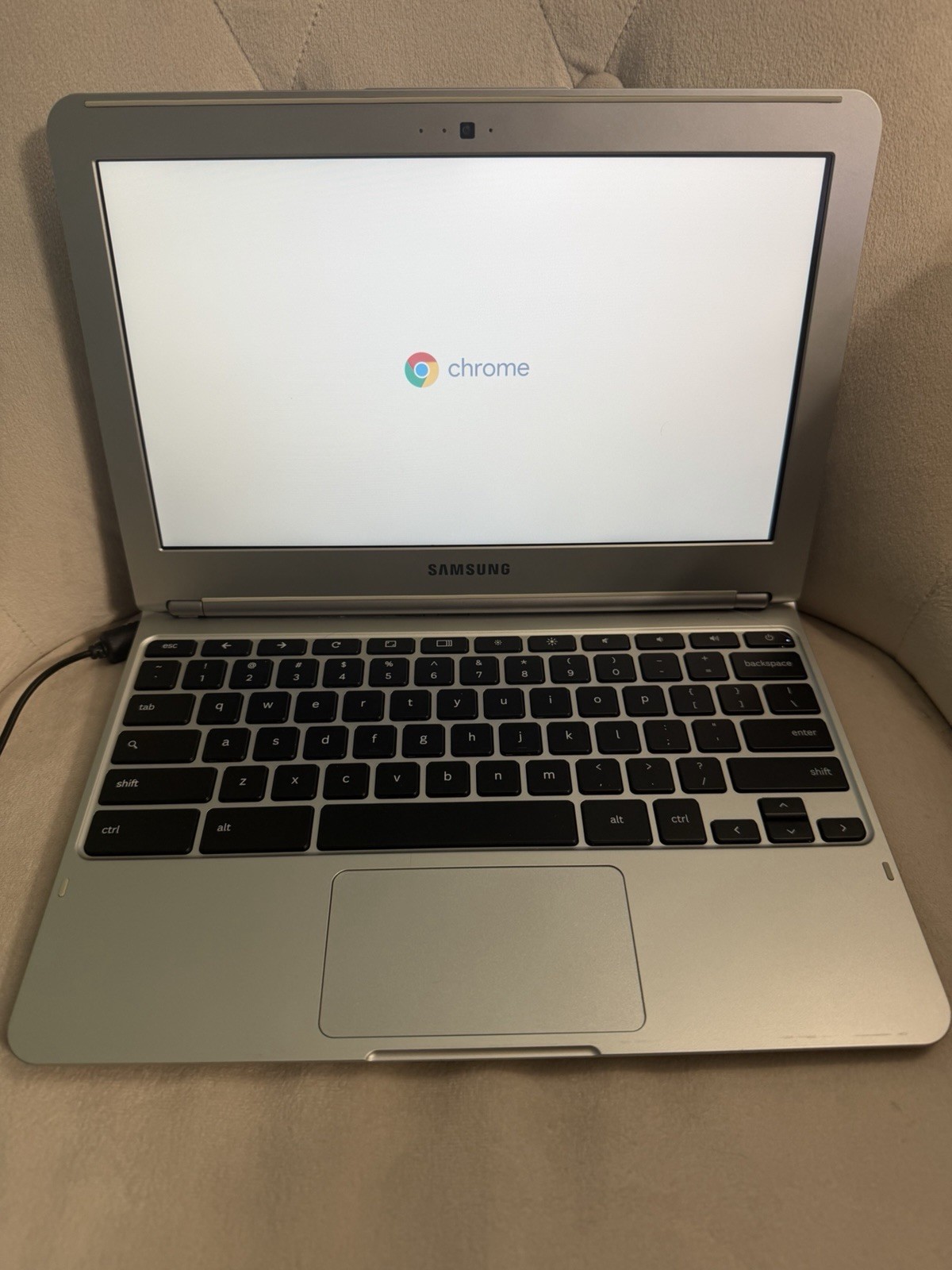 Samsung Chromebook 3 11.6″ Intel Celeron, Chrome OS With Cord Bundle