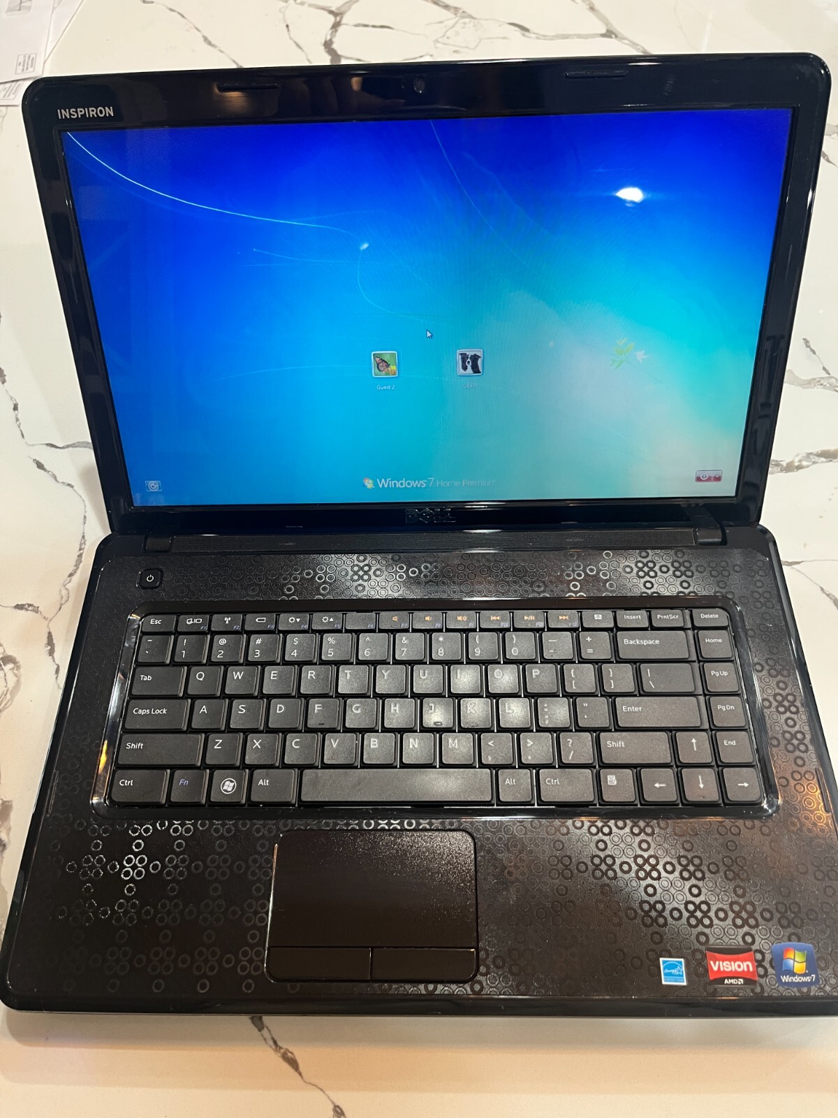 Dell Inspiron M5030 15.6in. (320GB, AMD Athlon II, 2.1GHz, 3GB) Notebook/Laptop