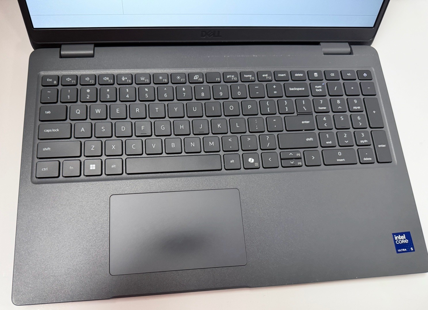 Dell Latitude 3550 15.6 Ultra 5 135U 2.10GHz 16GB RAM 512GB SSD Win 11 (READ)