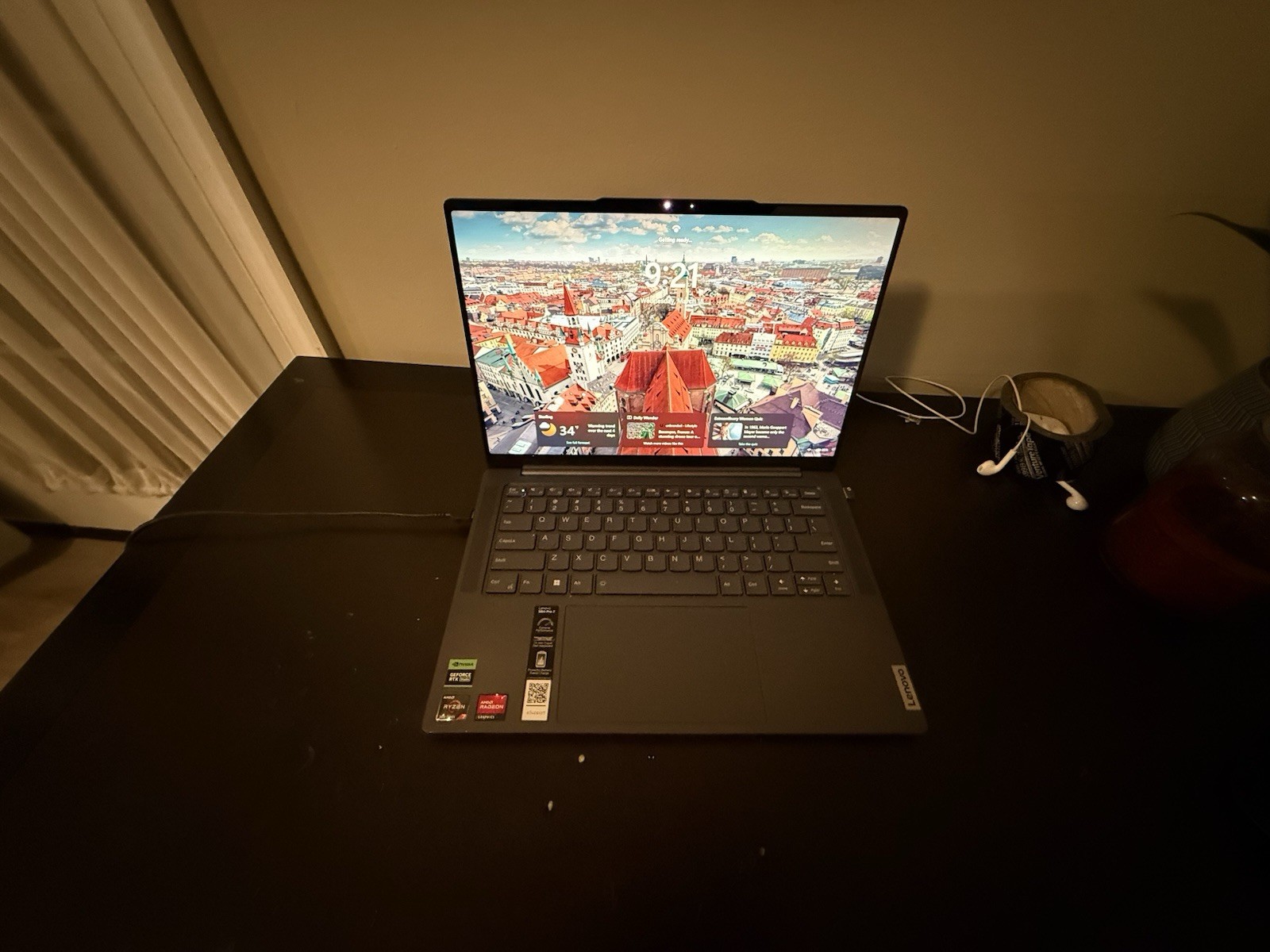 Lenovo Slim Pro 7 14” 90hz AMD Ryzen 7 RTX 3050 16GB RAM 512GB SSD