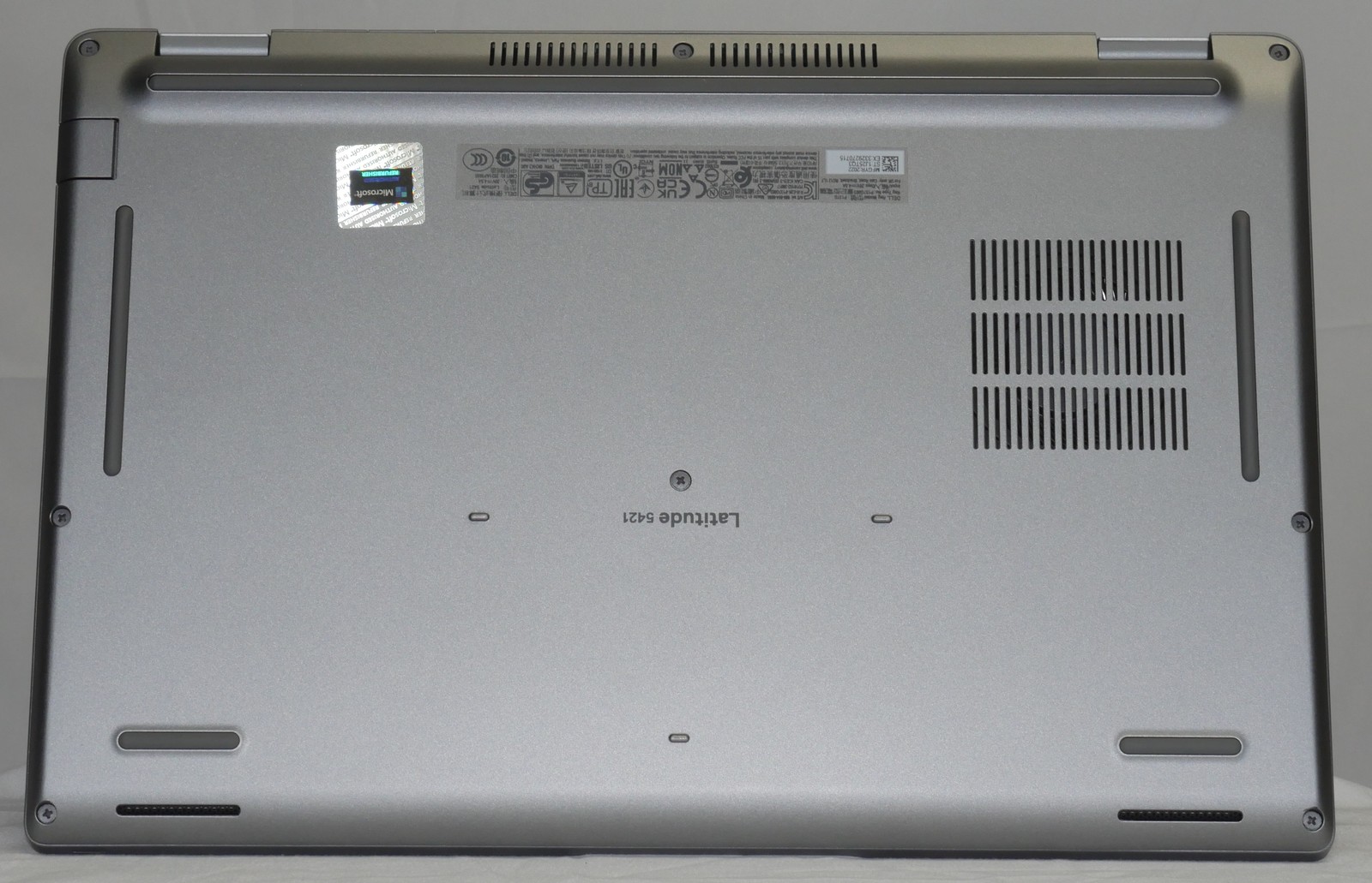 Dell Latitude 5421 i7-11850H 2.50GHz 16GB 256GB Gray W11P NOAC
