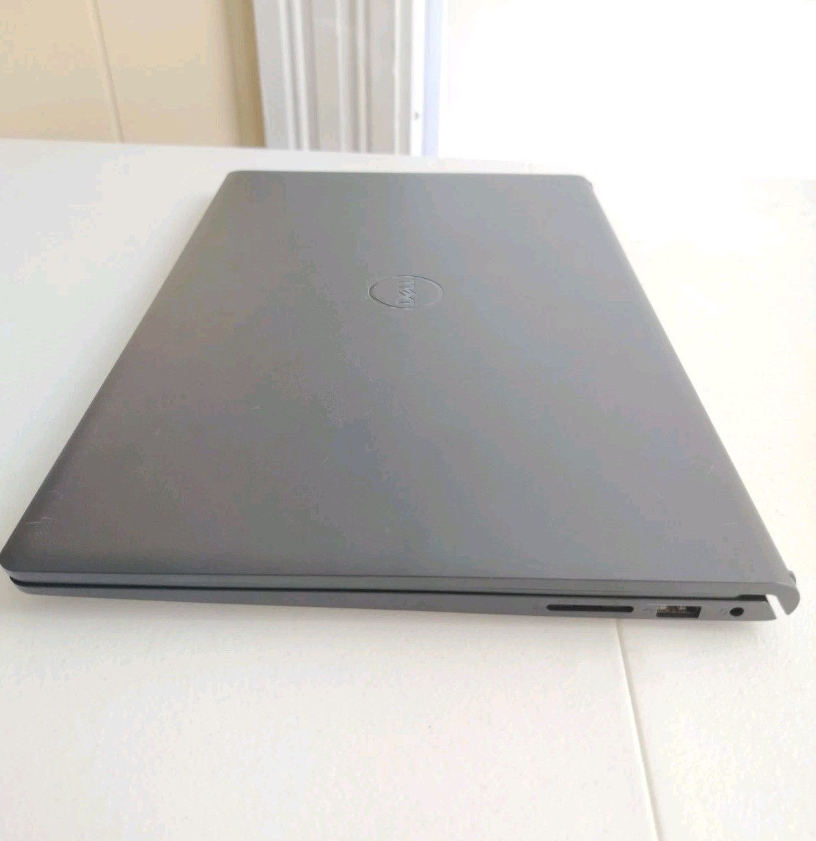 Dell Inspiron 15 3520 i5-1235U, 8GB RAM, 512GB SSD, Charger Included Win11 Mint