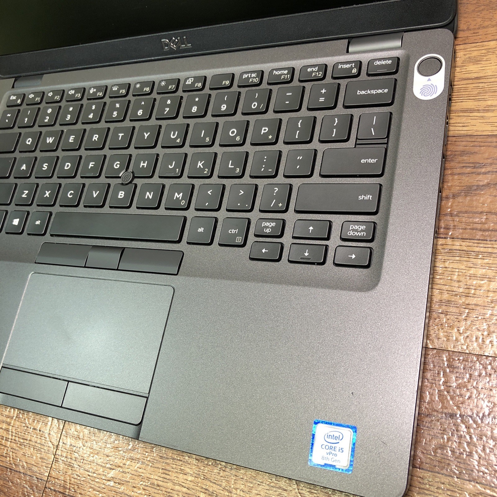 Dell Latitude 5400 14” Core i5-8365U 1.60GHz 256GB SSD 8GB RAM DDR4
