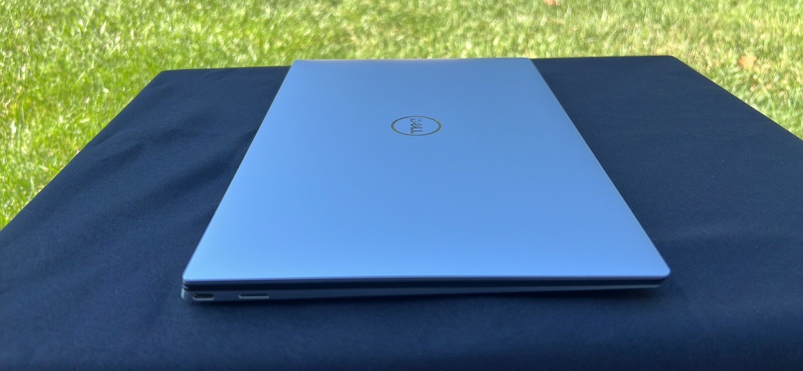 Dell XPS 9300 Laptop 13.4″ FHD+ (Non-Touch) / i3-1005G1 / 8GB LPRAMX / 256GB SSD