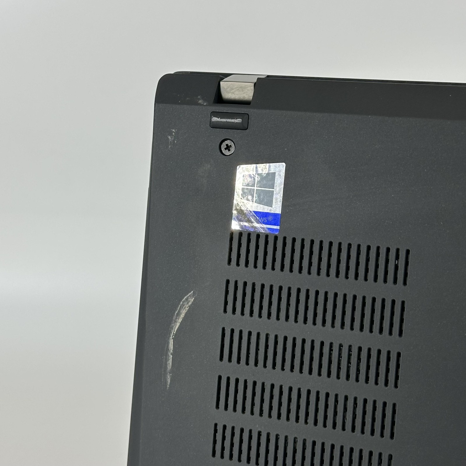 Lenovo ThinkPad T490 14 FHD i7-8665U 1.90GHz 24GB 256GB SSD – POWER FAILURE