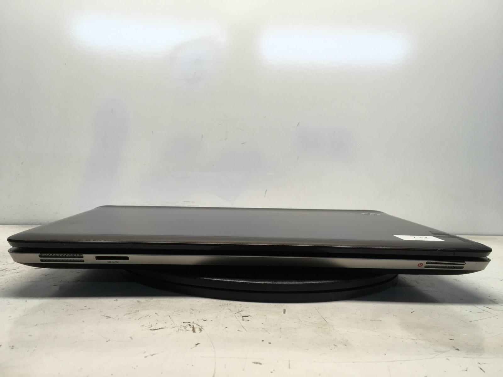 HP Pavilion DV7-6B55DX Intel i5-2430M 2.4GHz 8 GB NO HDD