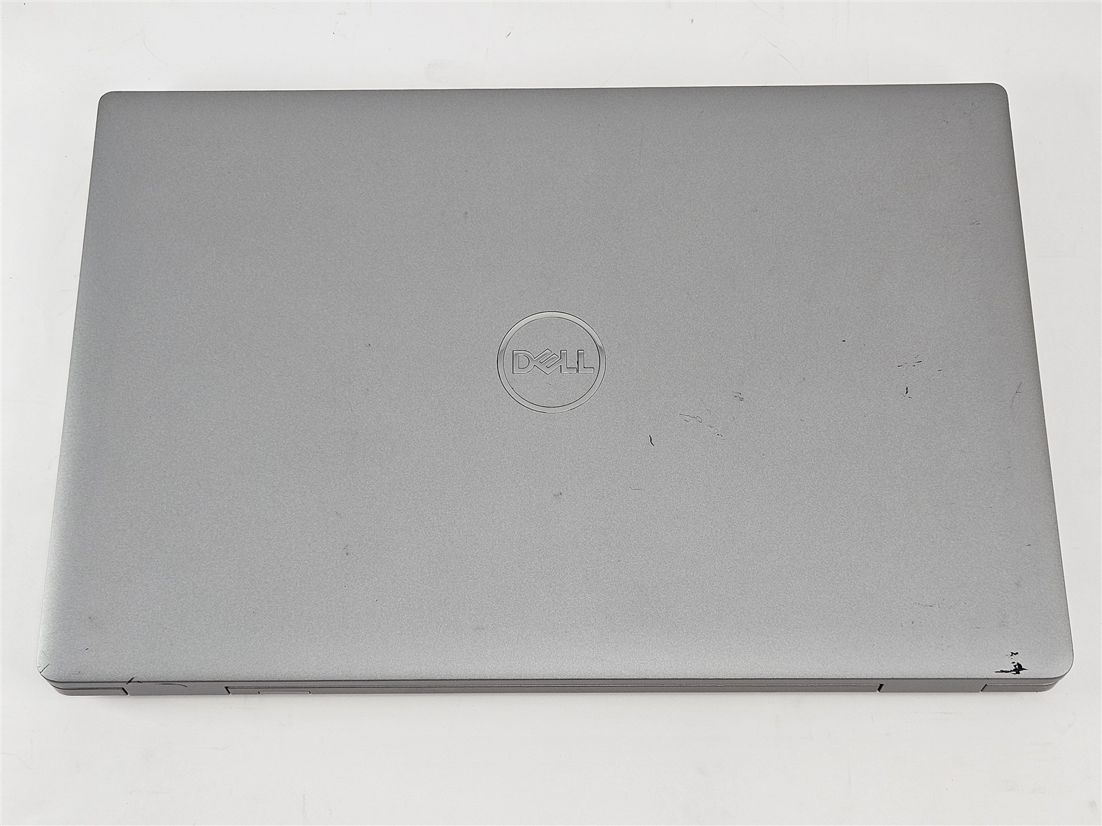 Dell Latitude 5530 15.6″ Core i5-1250P 8GB 256GB SSD Thunderbolt 4