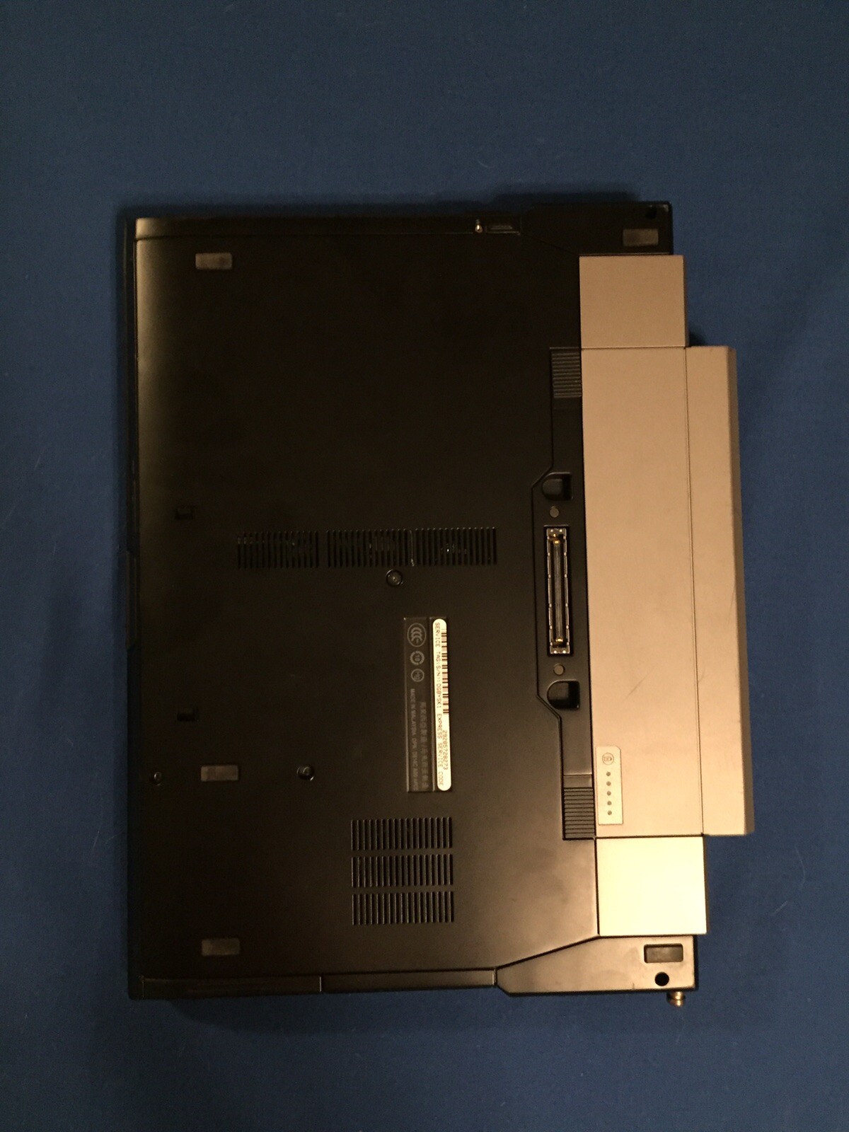 Dell Latitude E6400 14in. (160GB, Intel Core 2 Duo, 2.2GHz, 4GB) Notebook/Laptop
