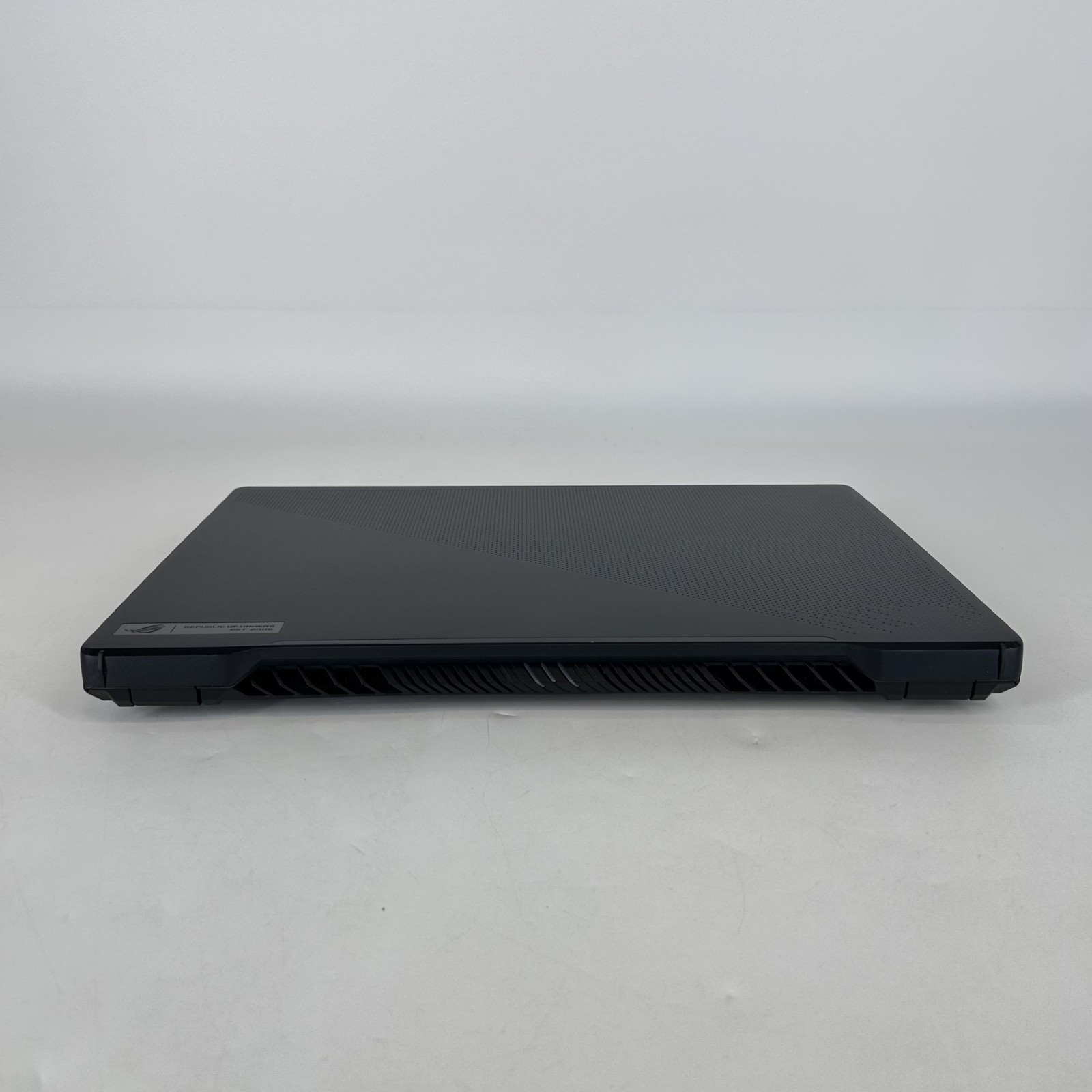 Asus ROG Zephyrus M16 GU603 165Hz FHD+ 2.3 GHz i7-12700H 16GB 512GB SSD RTX 3060