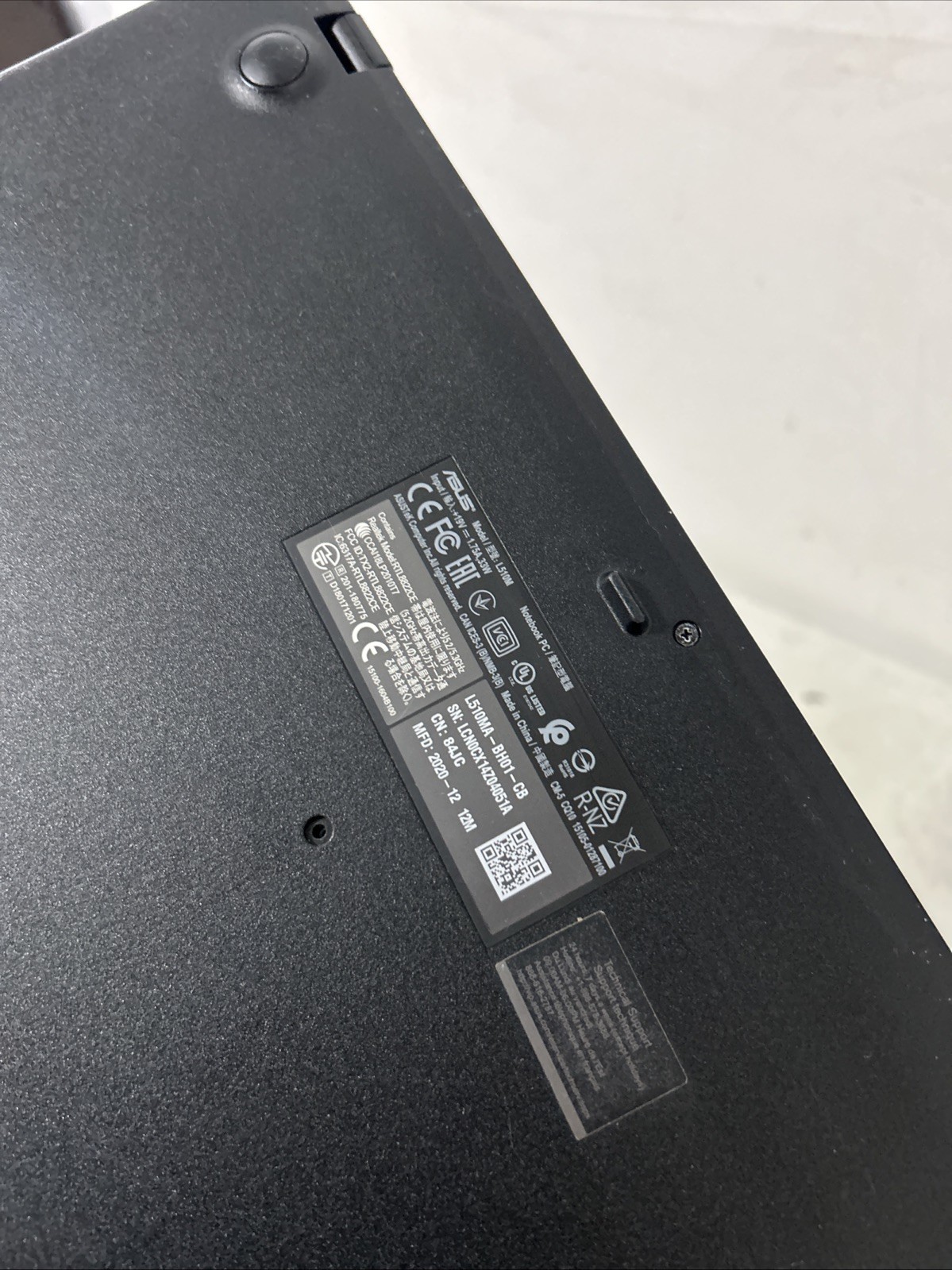 ASUS E510 Notebook Laptop-Navy Blue